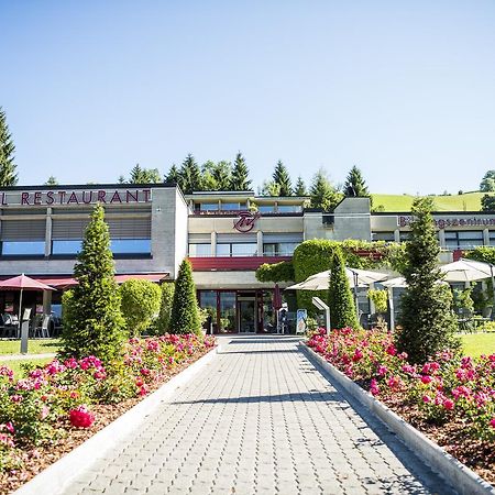 Hotel & Bildungszentrum Matt Schwarzenberg Dış mekan fotoğraf